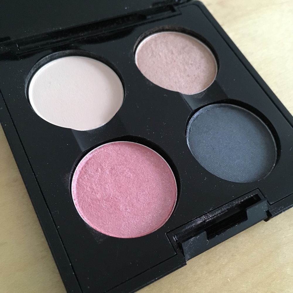FAFI x MAC Eyeshadow Quad LE 'Eyes 1'
